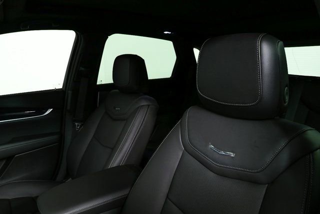 2025 Cadillac XT5 Premium Luxury photo 4