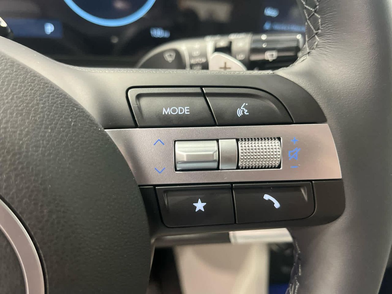 2025 Hyundai Tucson Limited photo 31