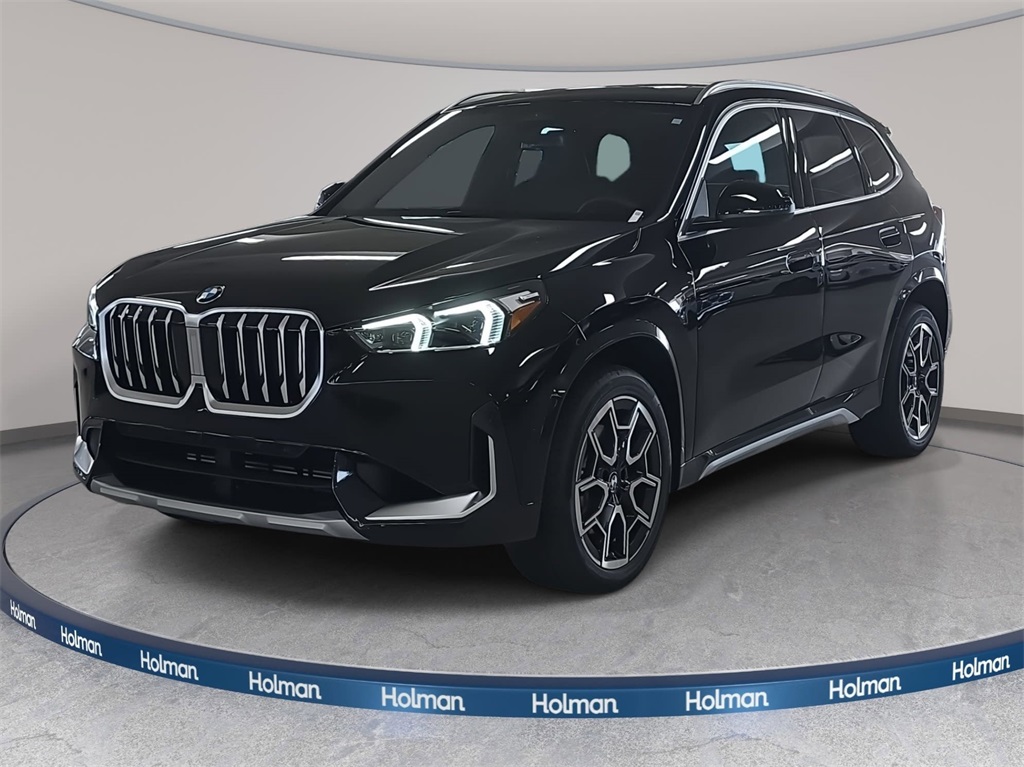 2026 BMW X1 28i's photo