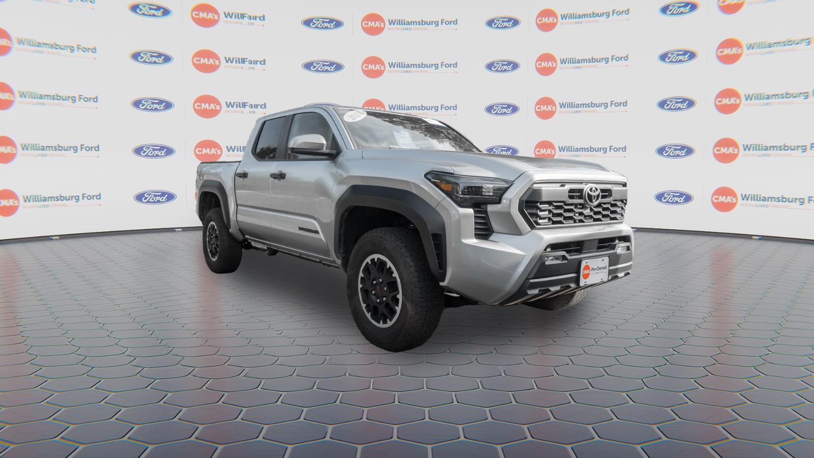 2024 Toyota Tacoma TRD Double Cab photo 3