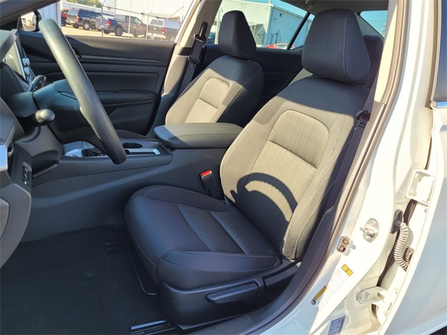 2025 Nissan Altima 2.5 S photo 8