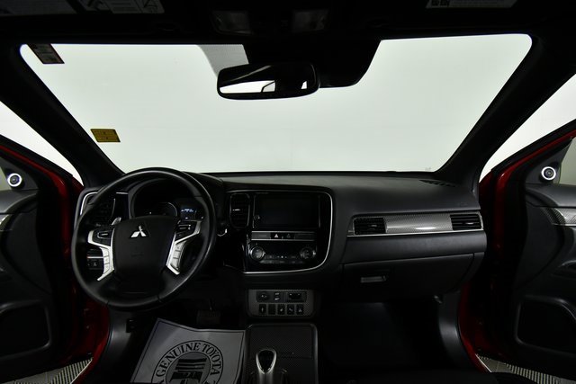 2019 Mitsubishi Outlander PHEV SEL photo 17