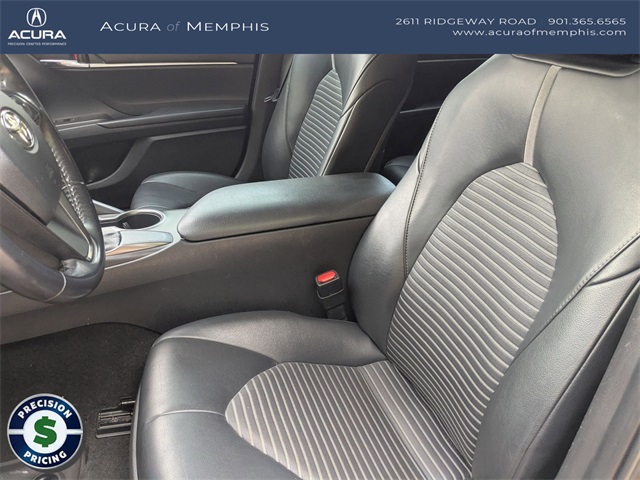 2021 Toyota Camry SE photo 18
