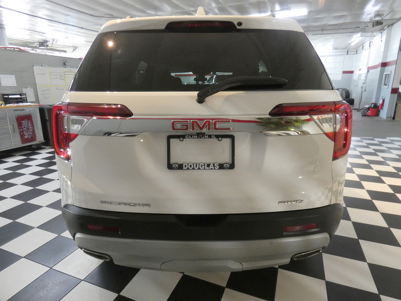 2023 Gmc Acadia SLE photo 2