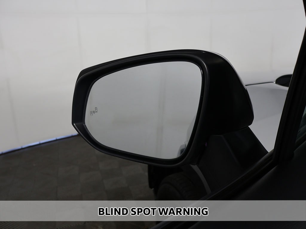 2019 Toyota RAV4 Hybrid XSE photo 3