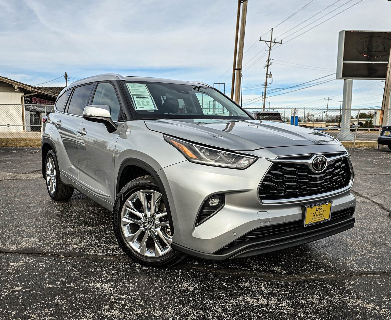 2020 Toyota Highlander Limited's photo