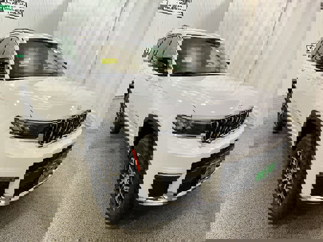 2025 Jeep Grand Cherokee L Limited's photo