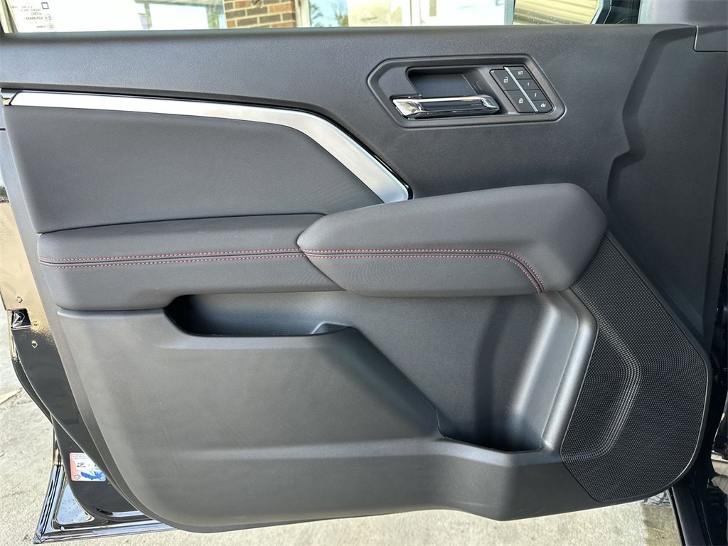 2026 Chevrolet Colorado Z71 photo 23