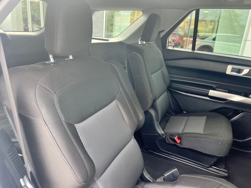 2022 Ford Explorer XLT photo 23