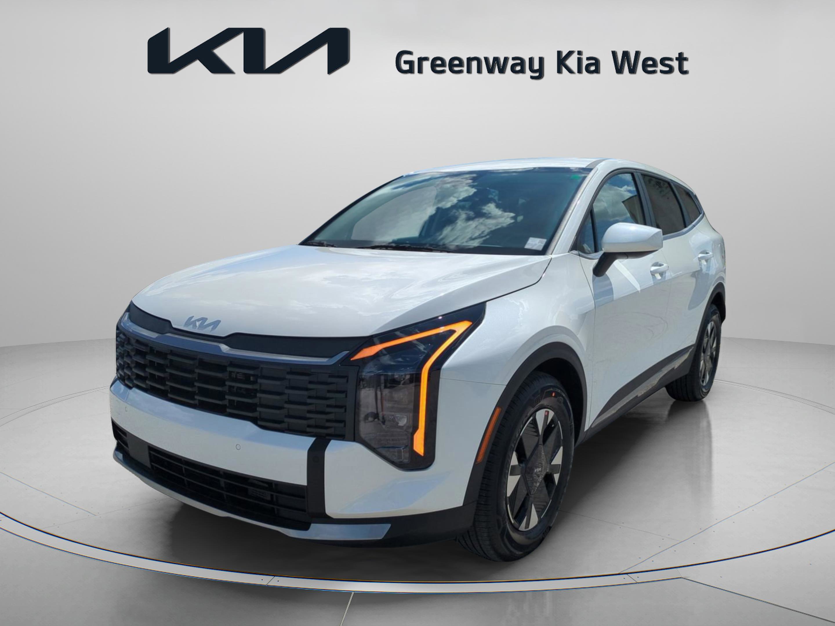 2026 Kia Sportage Hybrid LX photo 3