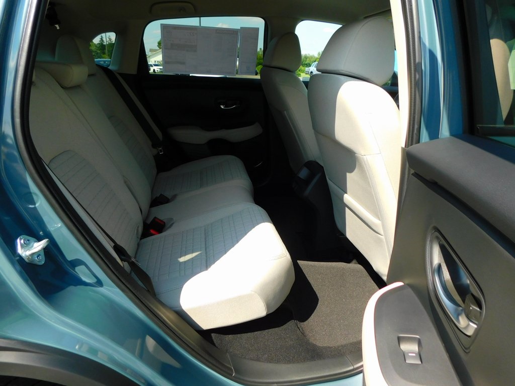 2026 Honda HR-V LX photo 18