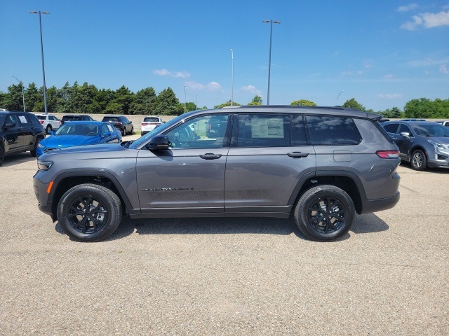 2025 Jeep Grand Cherokee Altitude X photo 2