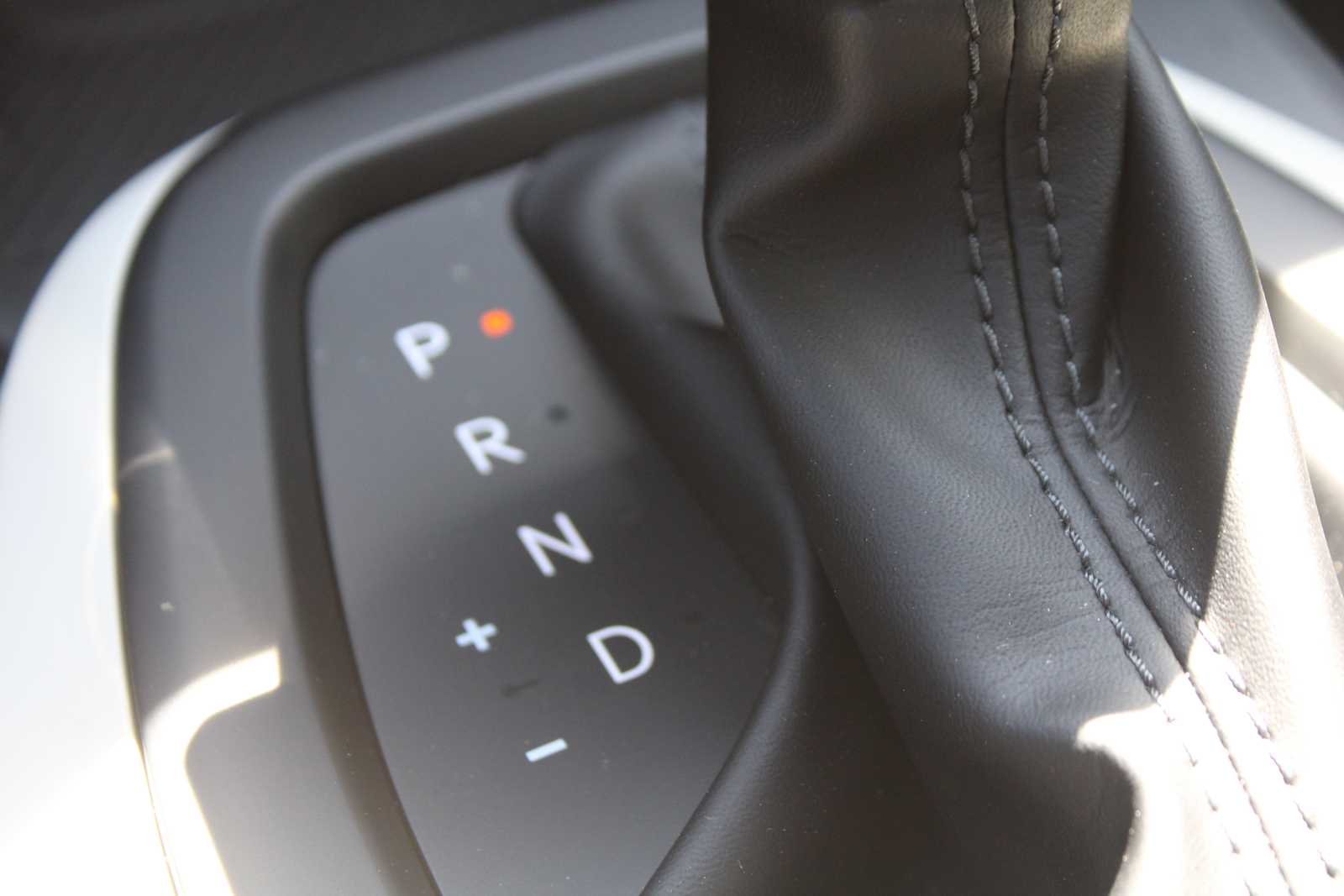 2025 Kia K4 GT-Line photo 29