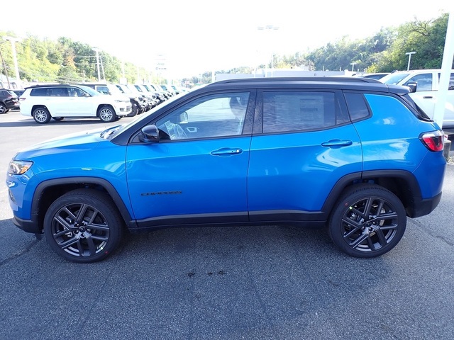 2026 Jeep Compass Limited Altitude photo 2