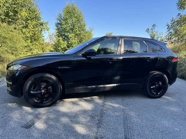 2019 Jaguar F-PACE Premium photo 9