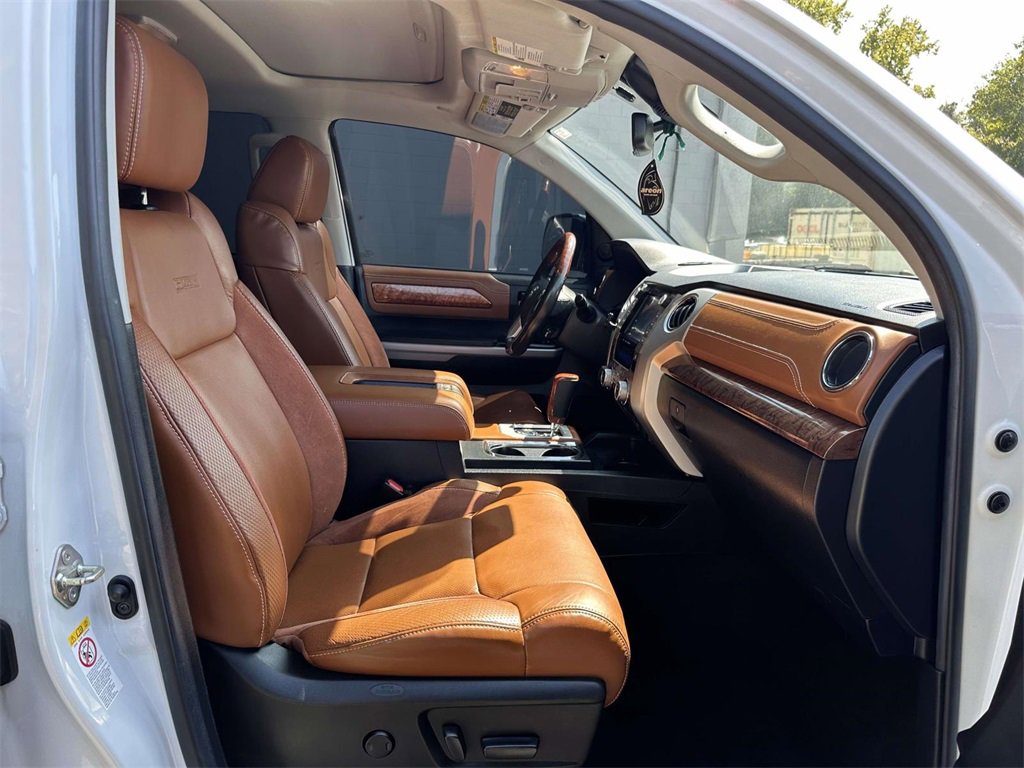 2020 Toyota Tundra 1794 Edition CrewMax photo 10