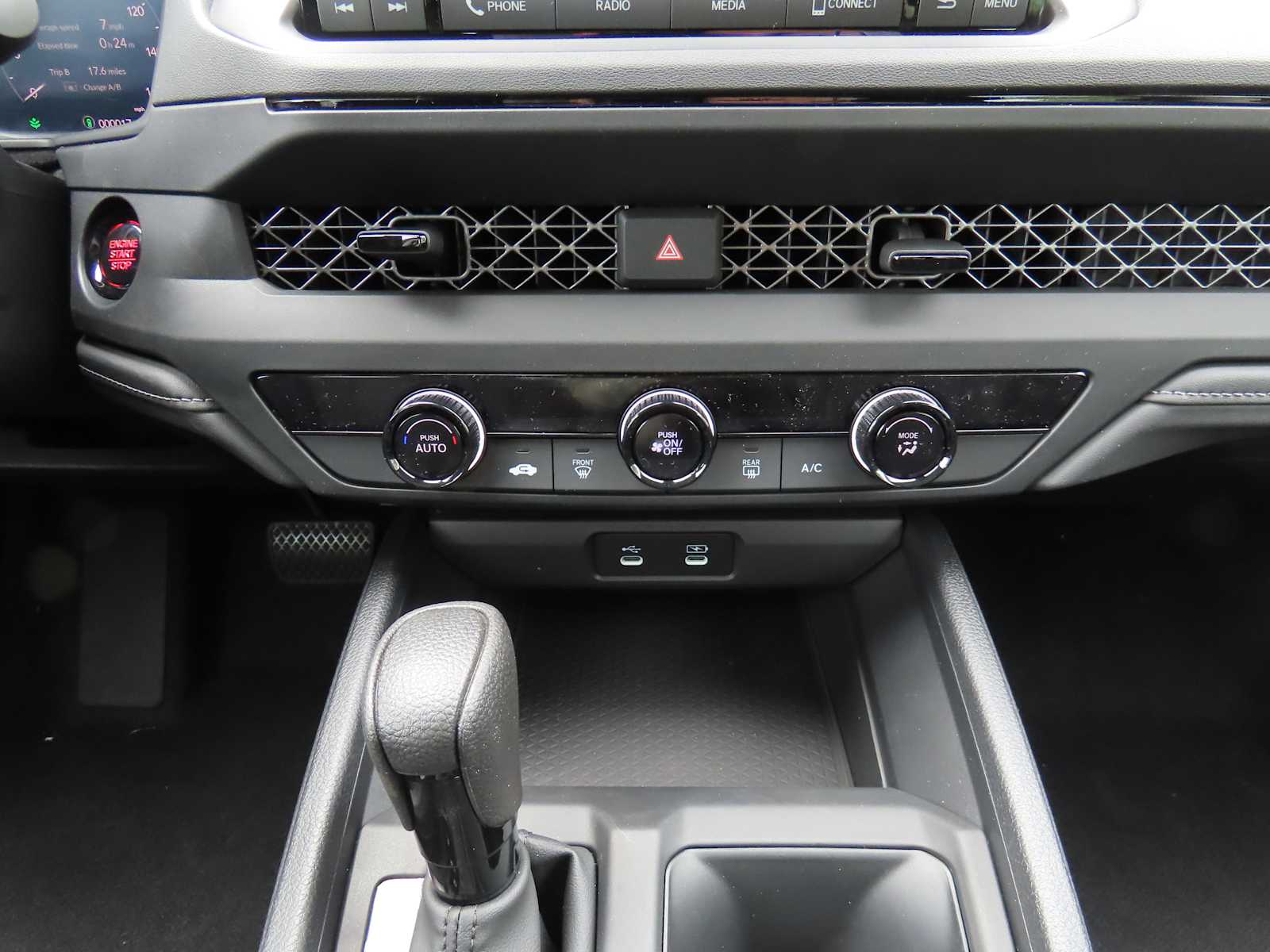 2025 Honda Accord LX photo 18