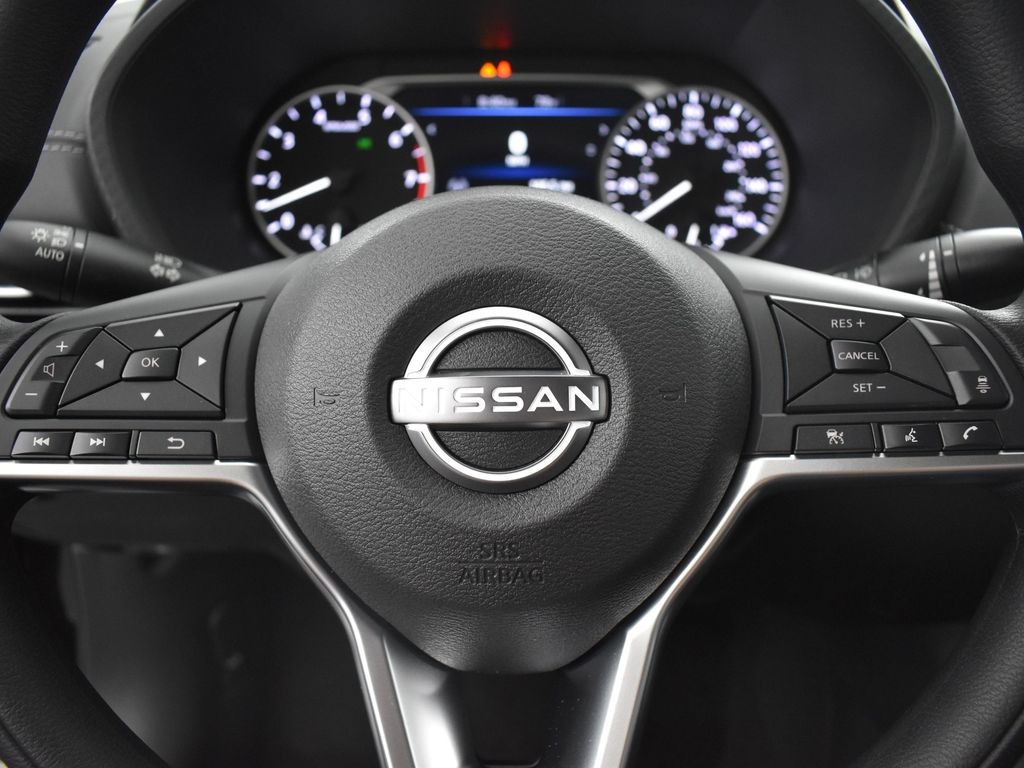 2025 Nissan Sentra SV photo 24