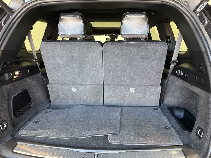2022 Jeep Grand Cherokee Overland photo 10