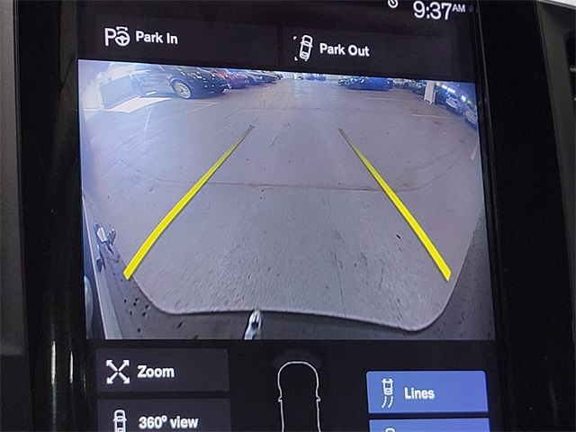 2019 Volvo XC90 T6 Momentum photo 20