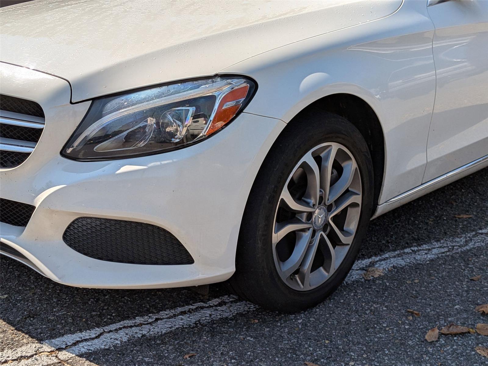 2017 Mercedes Benz C 300 4MATIC photo 7
