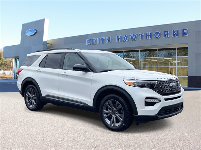 2022 Ford Explorer XLT's photo