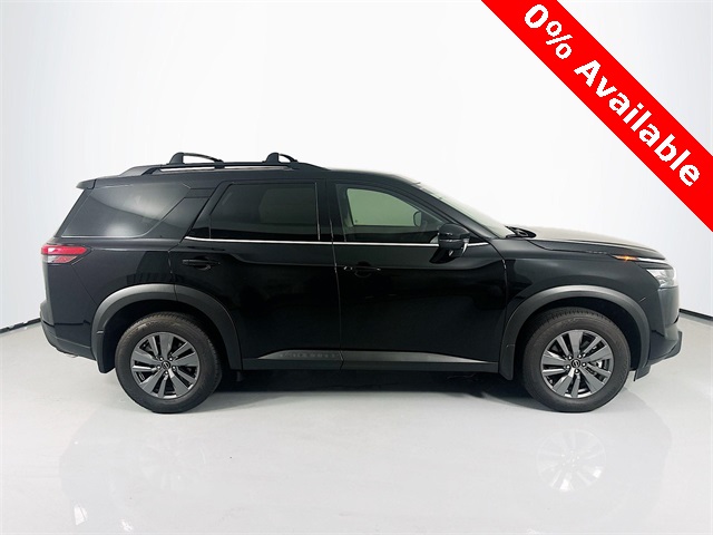 2025 Nissan Pathfinder SV photo 4