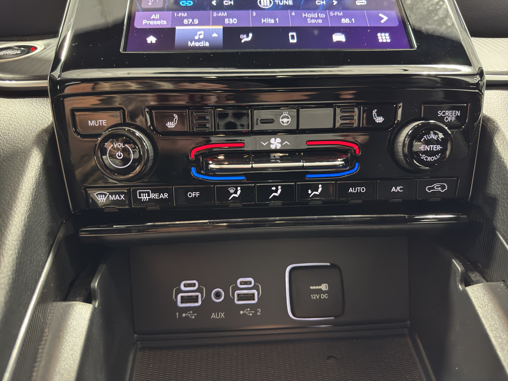 2025 Jeep Grand Cherokee Altitude X photo 35