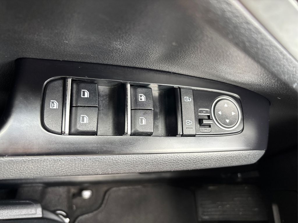 2022 Kia Soul LX photo 25