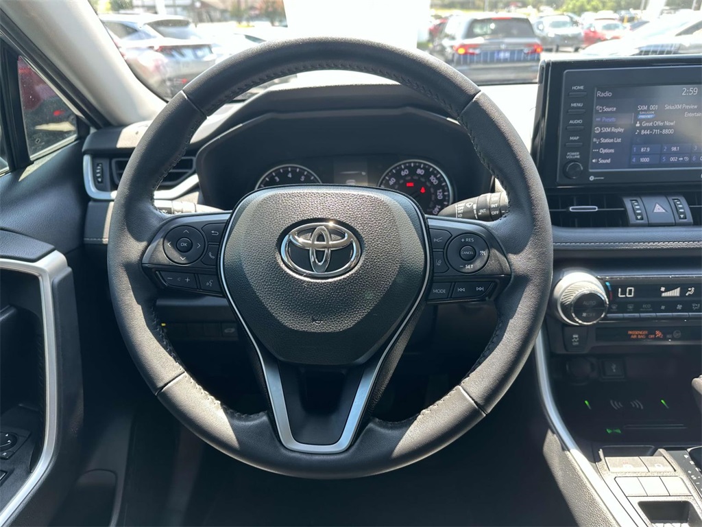 2021 Toyota RAV4 XLE Premium photo 11