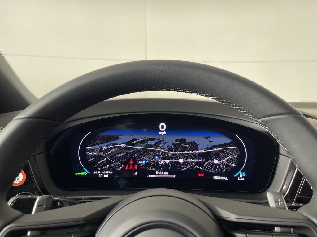 2025 Porsche Cayenne Coupe photo 25