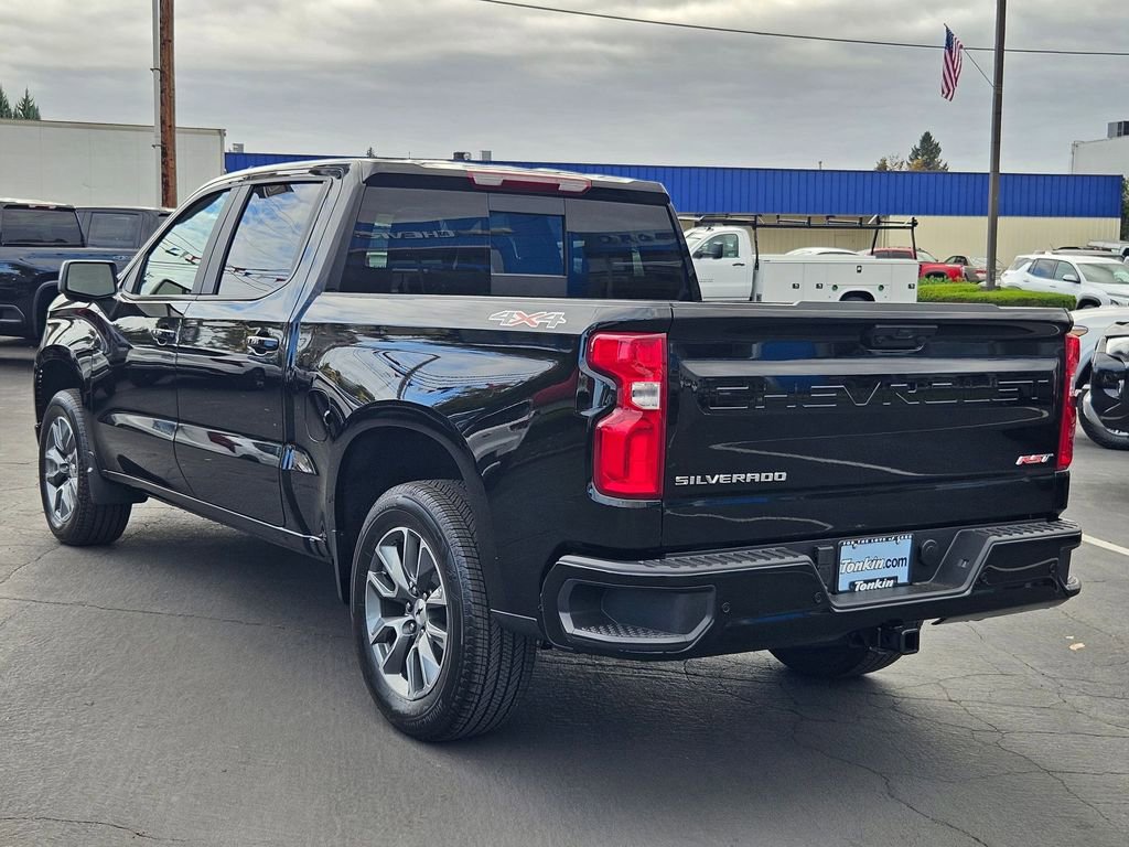 2026 Chevrolet Silverado 1500 RST photo 3