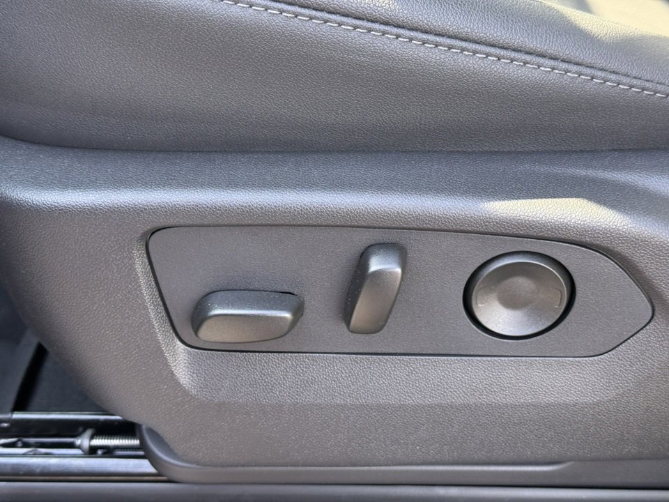 2026 GMC SIERRA - Image 16