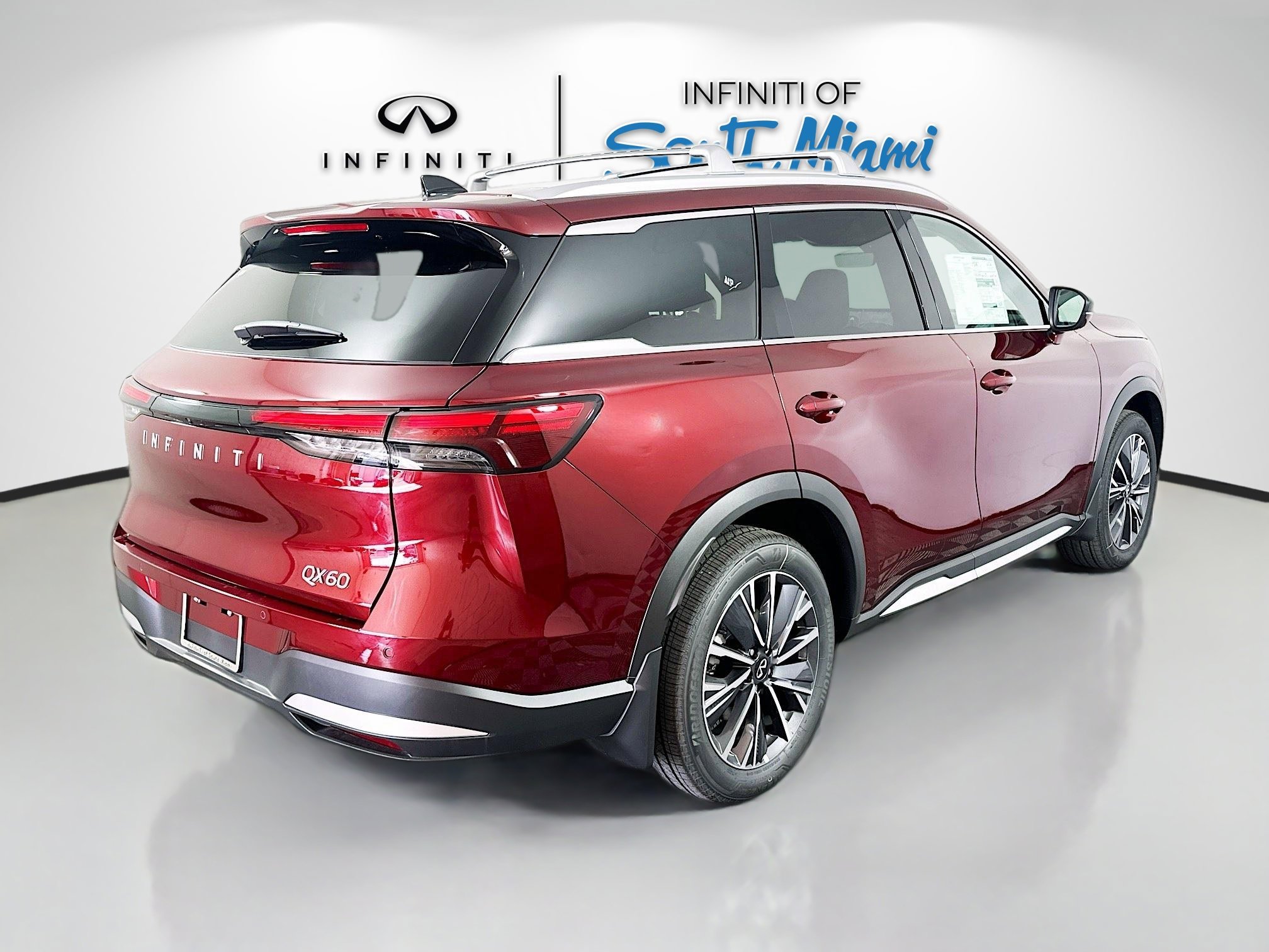 2026 Infiniti QX60 Luxe photo 3