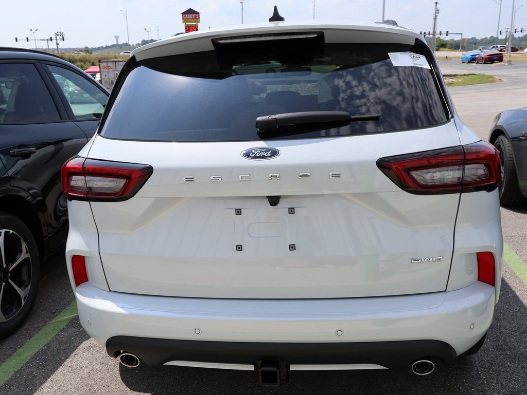 2025 Ford Escape ST-Line Elite photo 14