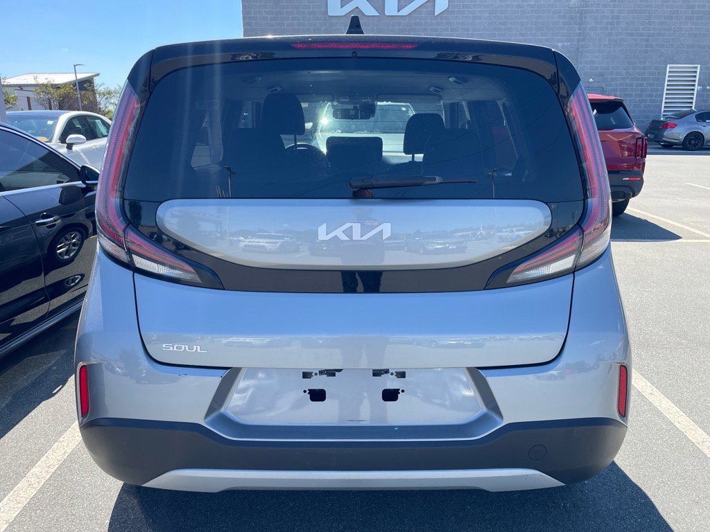 2023 Kia Soul LX Technology photo 2