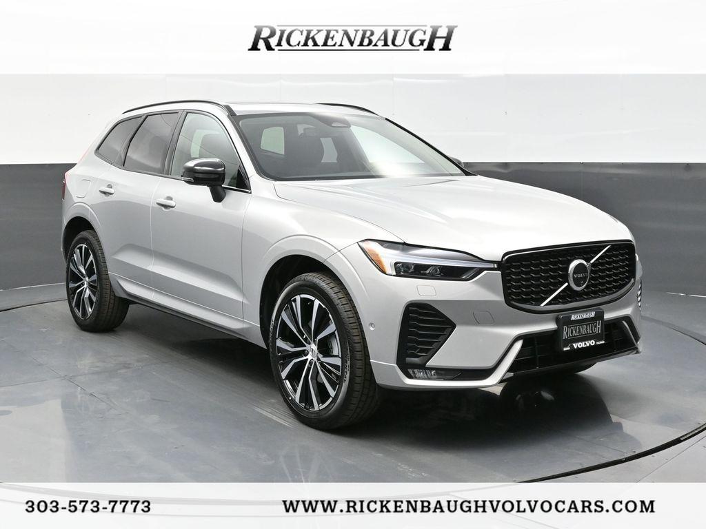 2025 Volvo XC60 Plus's photo