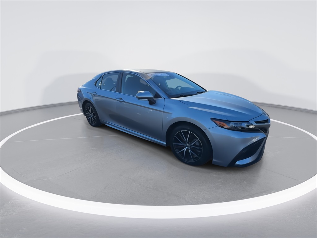 2023 Toyota Camry SE photo 2