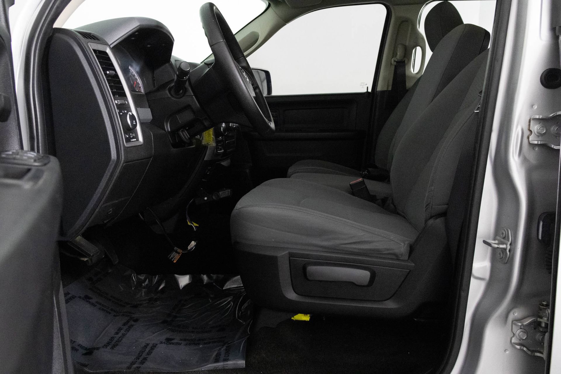 2017 Ram 1500 Express photo 9