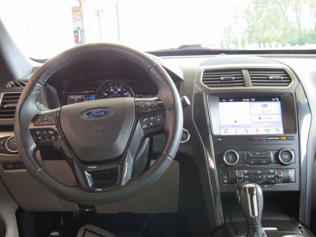2019 Ford Explorer XLT photo 5