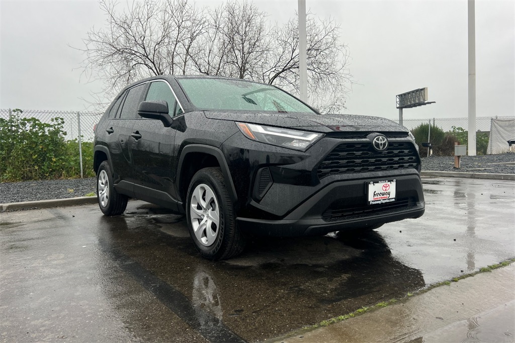 Used 2025 Toyota RAV4 LE with VIN 2T3F1RFV8SC532935 for sale in Northfield, Minnesota
