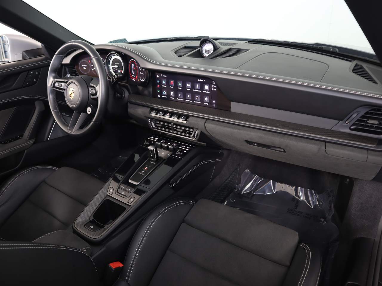 2022 Porsche 911 GTS photo 20