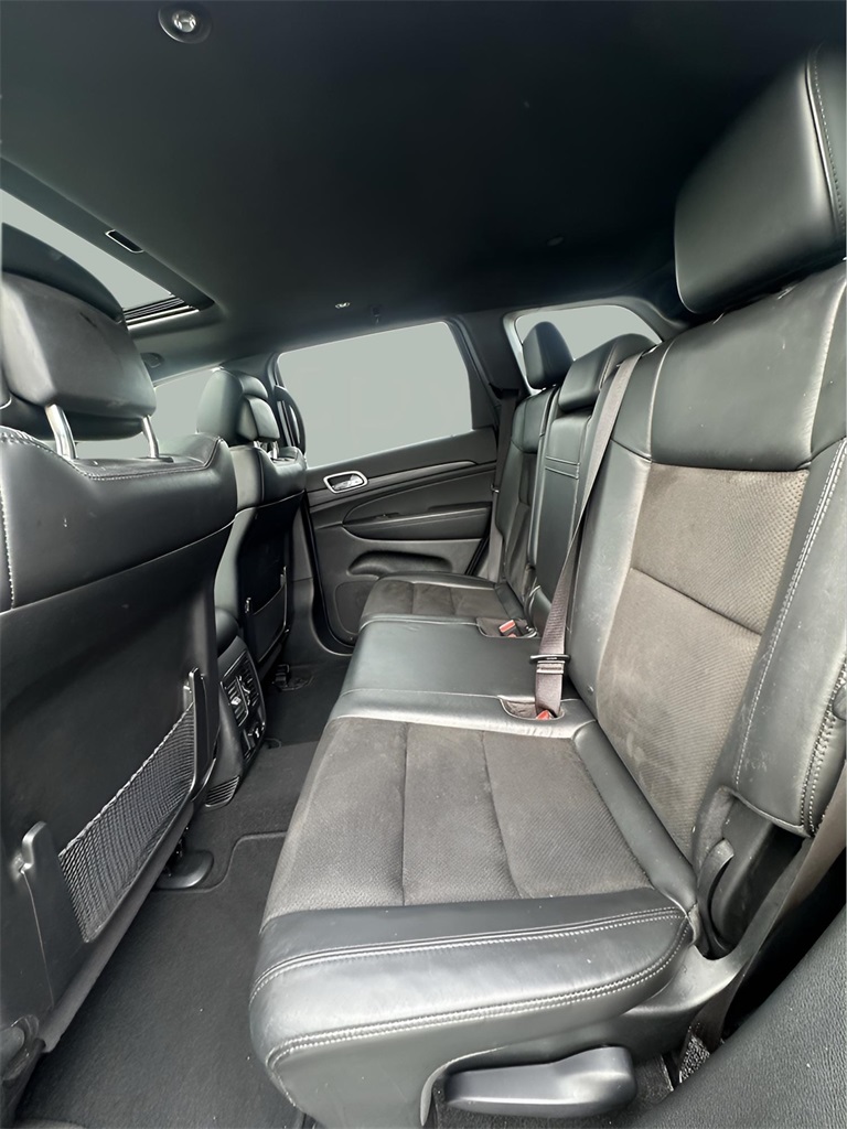 2021 Jeep Grand Cherokee Laredo X photo 7