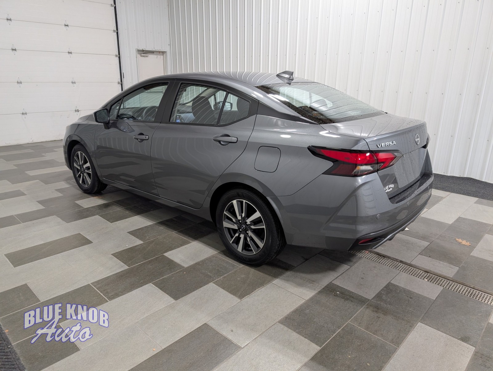 2025 Nissan Versa SV photo 2