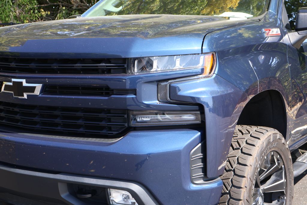 2020 Chevrolet Silverado 1500 RST photo 3