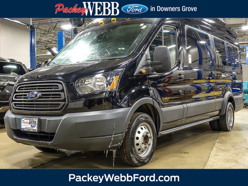 2017 Ford Transit Wagon XL's photo