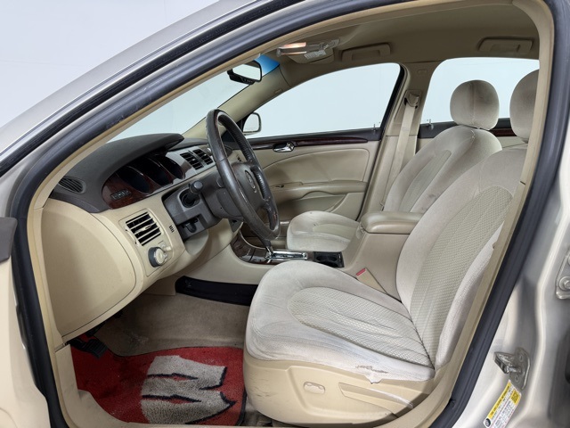 2008 Buick Lucerne CX photo 2