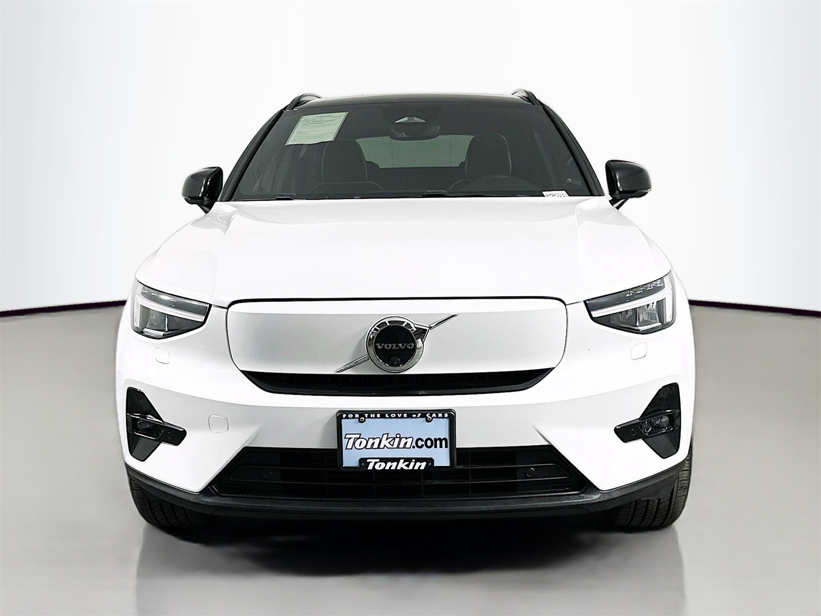 Used 2023 Volvo XC40 Plus with VIN YV4ED3UW9P2074765 for sale in Gladstone, OR