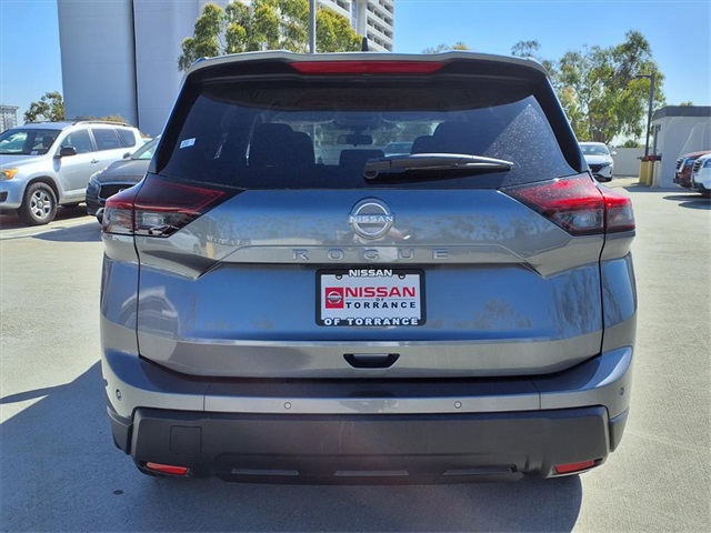 2026 Nissan Rogue S photo 8