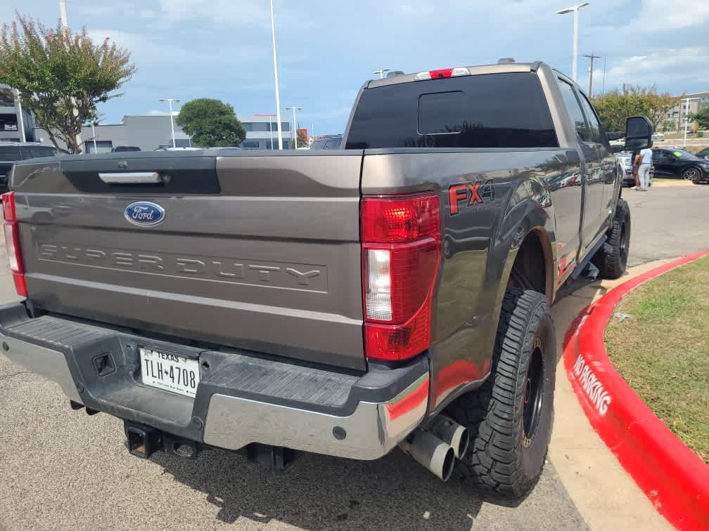 2020 Ford F-350 Lariat photo 3